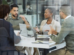 How Organizations Build Mature Cloud Governance Programs
